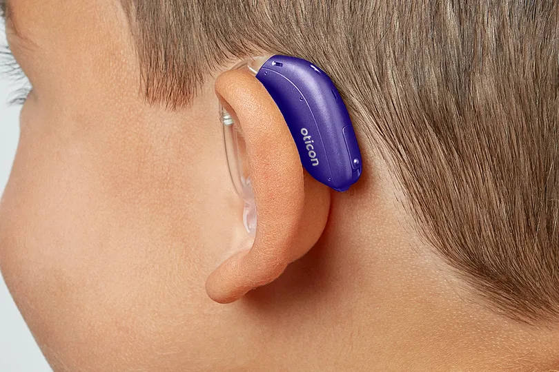 Aud&iacute;fonos para ni&ntilde;os y adolescentes en Sevilla: Bami y Canalejas